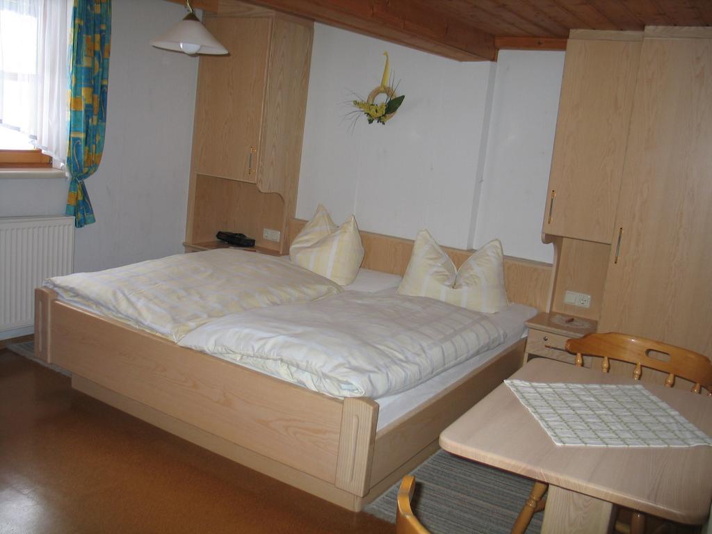 Hohenwarth Pension Weiss חדר תמונה